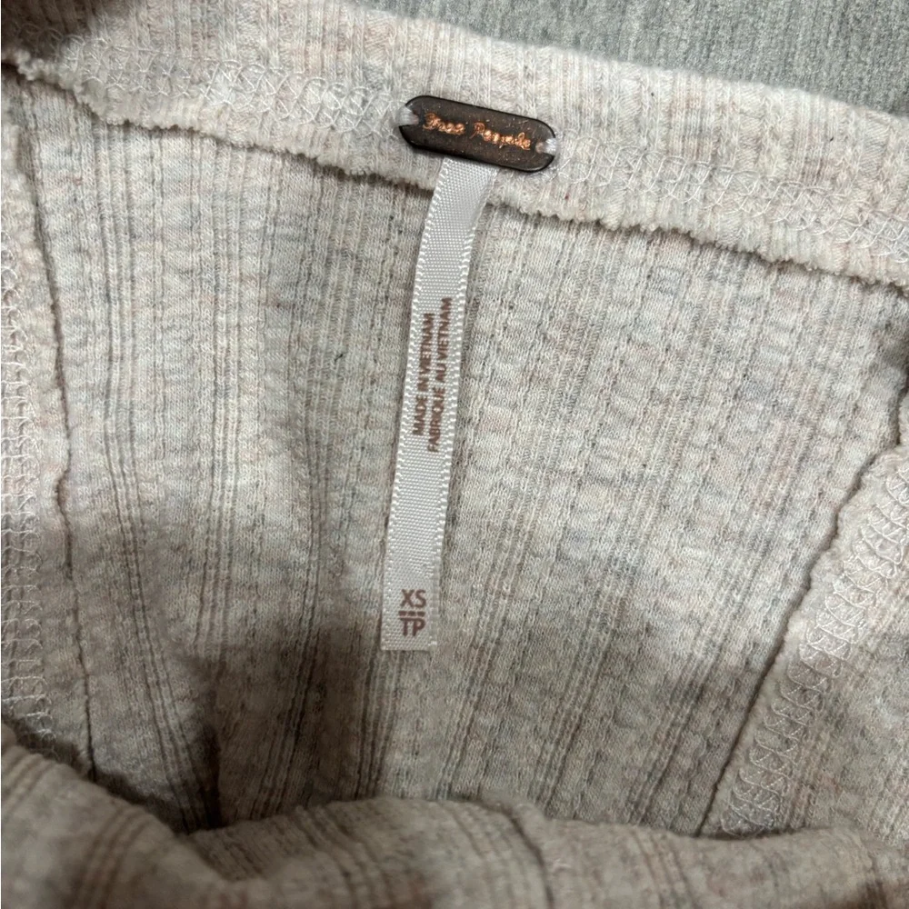 Free People Dreaming Top in Oatmeal Size XS - Picture 5 of 6